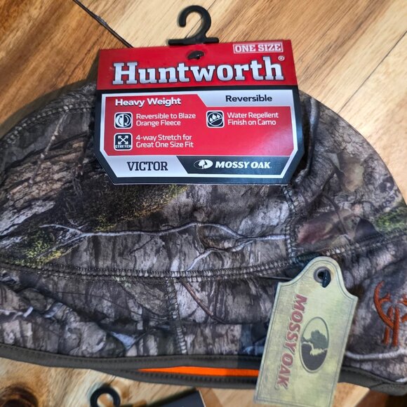 NWT_Men's Mossy Oaks Medium (2) Gloves & Beanie - Picture 2 of 4